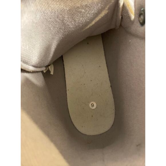 Retro Rainbow Light-Up Roller Skates EPIC White Size 6 - Picture 8 of 8